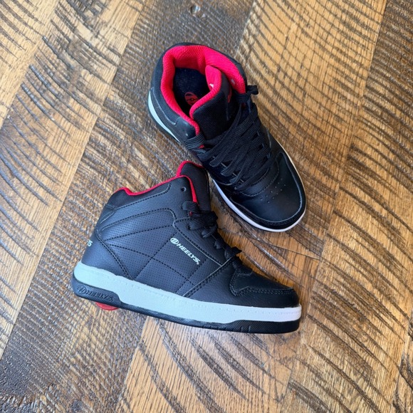 Heelys Other - Heelys High Top Sneakers Boys Size 13C Wheeled Youth Black Red Shoes Y2K Skater